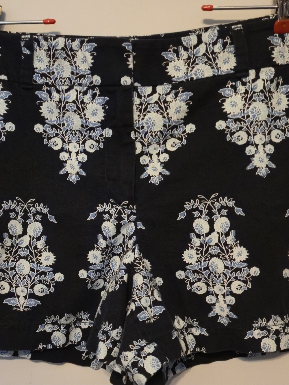 Loft Outlet Patterned Midrise 4" Inch Short - Picture 8 of 9
